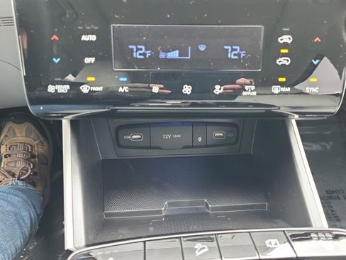 Used 2024 Hyundai Tucson SEL AWD/4WD image 19