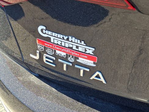 Used 2024 Volkswagen Jetta S image 17