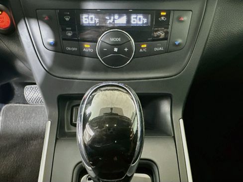 Used 2019 Nissan Sentra SV FWD image 23