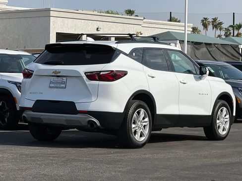 Used 2022 Chevrolet Blazer LT AWD/4WD image 3