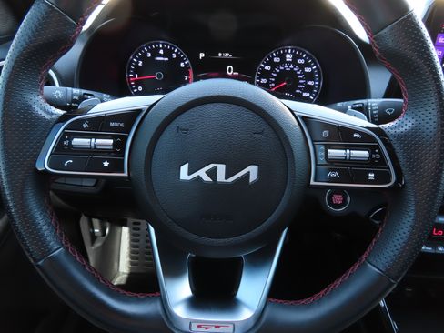 Used 2023 Kia Forte GT image 15