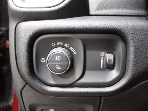 Used 2021 RAM 1500 Big Horn image 43