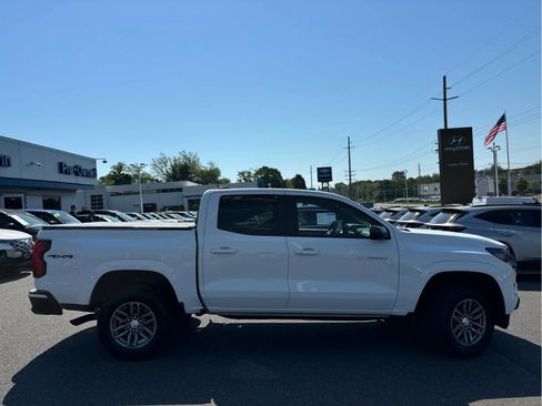 Certified 2023 Chevrolet Colorado LT w/ LT Convenience Package AWD/4WD image 3