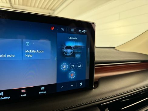 Used 2022 Lincoln Nautilus Reserve w/ Equipment Group 201A image 26