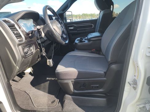 Used 2024 RAM 2500 Big Horn w/ Bed Utility Group image 14