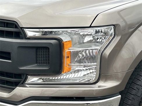 Certified 2018 Ford F150 XL w/ Equipment Group 101A Mid image 9