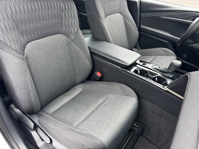 Used 2026 Toyota Camry LE FWD image 10