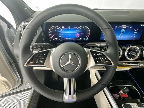 New 2026 Mercedes-Benz GLA 250 GLA 250 image 11