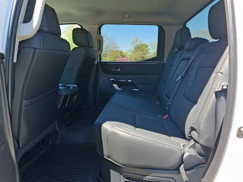 Used 2024 Toyota Tundra Limited AWD/4WD image 12