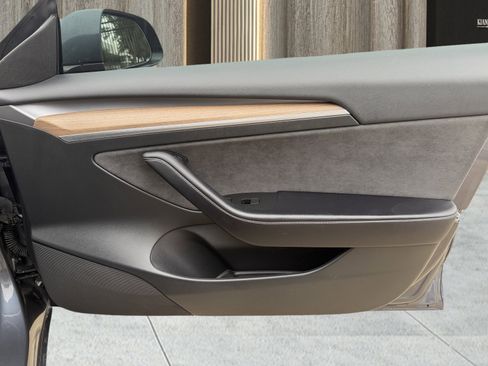 Used 2023 Tesla Model 3 Standard Range image 72