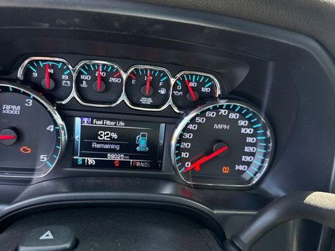 Used 2018 GMC Sierra 2500 SLT w/ Duramax Plus Package AWD/4WD image 13
