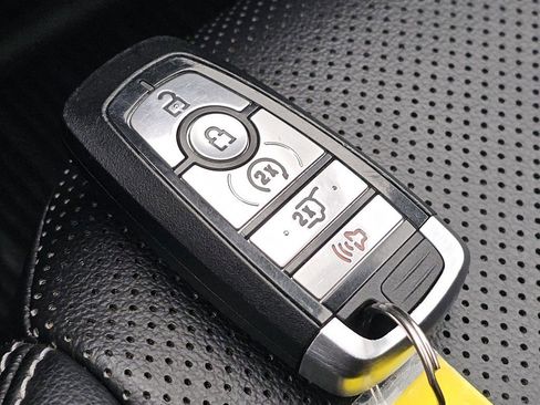 Used 2022 Ford Escape SEL image 33