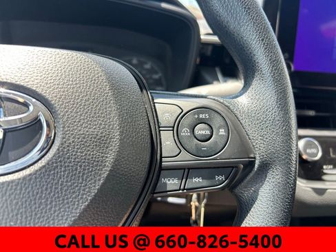 Used 2024 Toyota Corolla LE FWD image 12