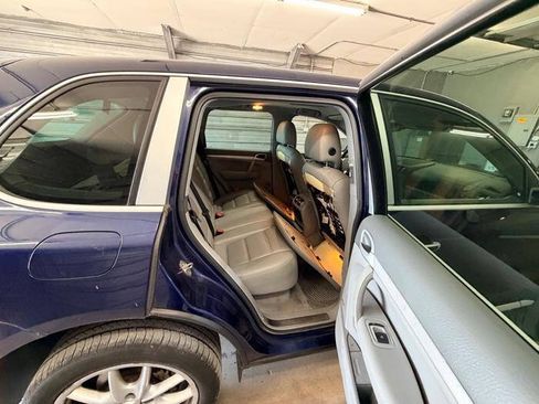 Used 2005 Porsche Cayenne S AWD/4WD image 27