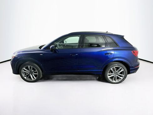 Used 2023 Audi Q3 2.0T Premium w/ Black Optic Sport Package AWD/4WD image 4