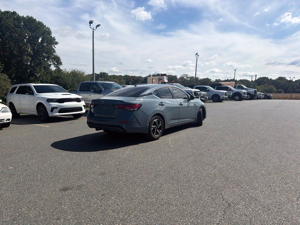 Used 2025 Nissan Sentra SV w/ All-Weather Package FWD image 9