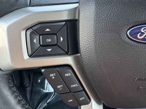 Used 2020 Ford F150 Lariat AWD/4WD image 25