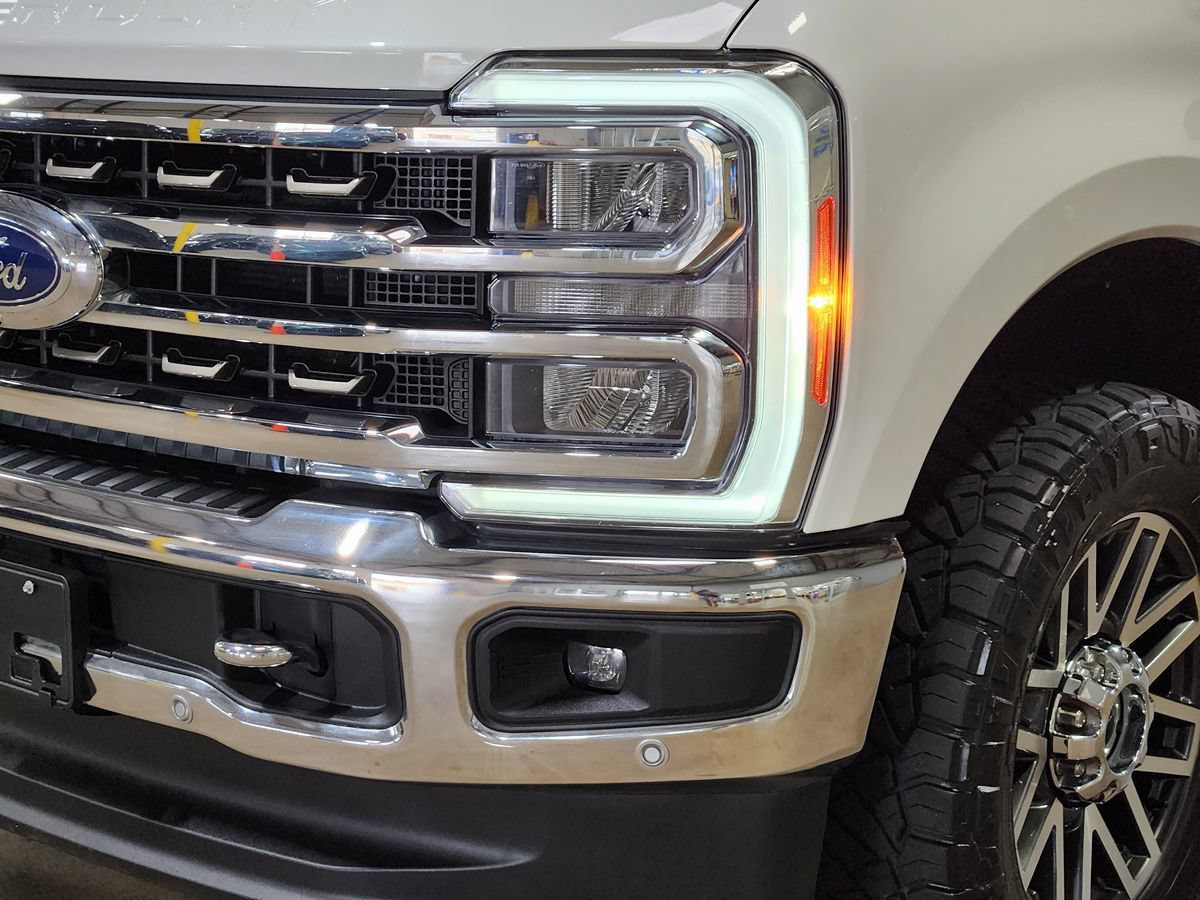 Used 2023 Ford F250 King Ranch w/ Chrome Package AWD/4WD image 14