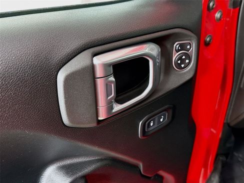 Used 2021 Jeep Wrangler Unlimited Rubicon w/ Steel Bumper Group image 30