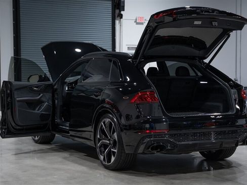 Used 2024 Audi RS Q8 AWD/4WD image 41