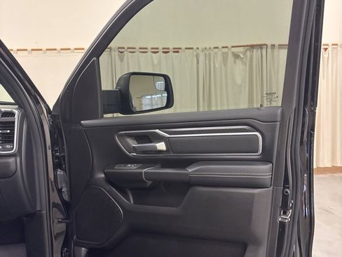 Used 2025 RAM 1500 Big Horn image 31