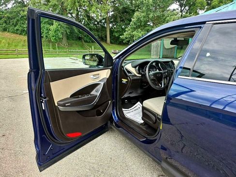 Used 2018 Hyundai Santa Fe Sport image 9