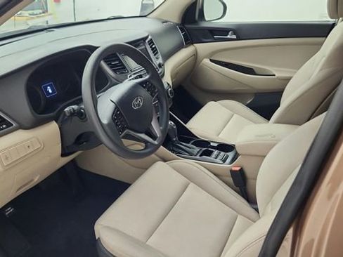 Used 2017 Hyundai Tucson SE FWD image 9