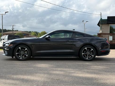 Used 2023 Ford Mustang Coupe RWD image 5
