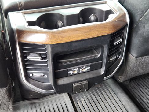 Used 2023 RAM 2500 Laramie AWD/4WD image 31