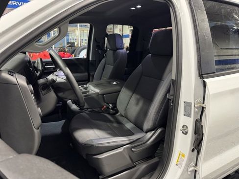 Used 2019 Chevrolet Silverado 1500 Custom Trail Boss image 24