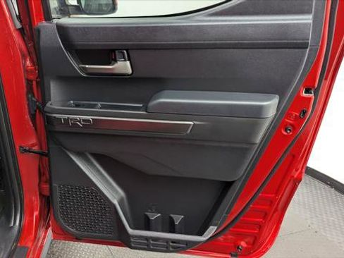 Used 2025 Toyota Tacoma TRD Sport image 19