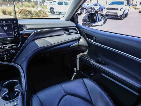 Used 2023 Toyota Camry XSE image 4