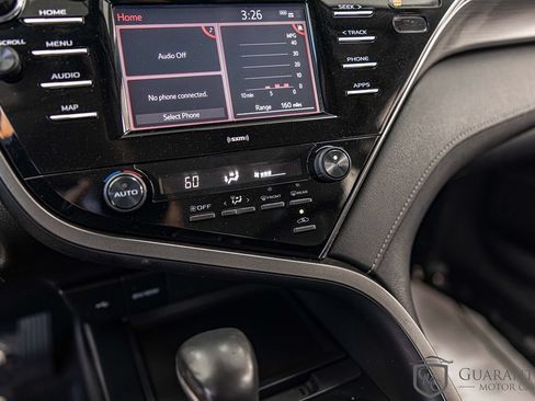 Used 2020 Toyota Camry SE FWD image 27
