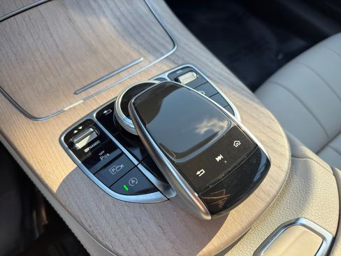 Used 2018 Mercedes-Benz E 400 4MATIC Coupe image 29