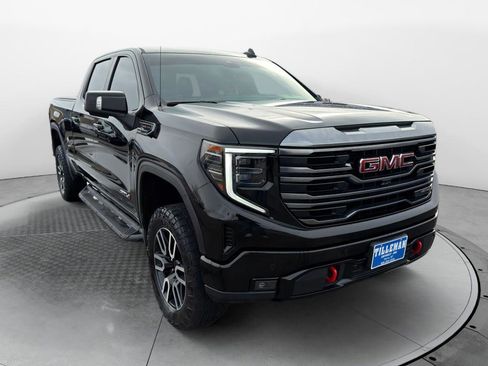 Used 2023 GMC Sierra 1500 AT4 image 3