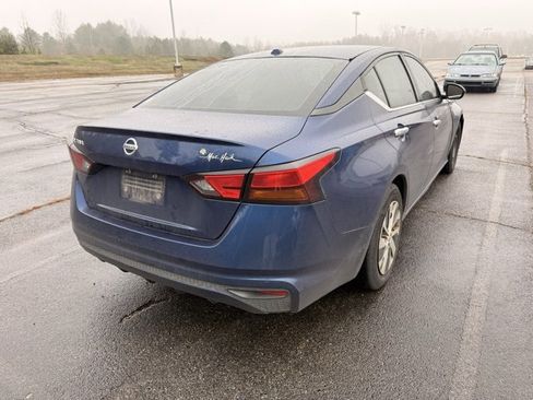 Used 2020 Nissan Altima 2.5 S image 3