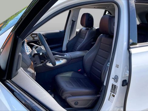 Used 2020 Mercedes-Benz GLE 450 4MATIC image 7