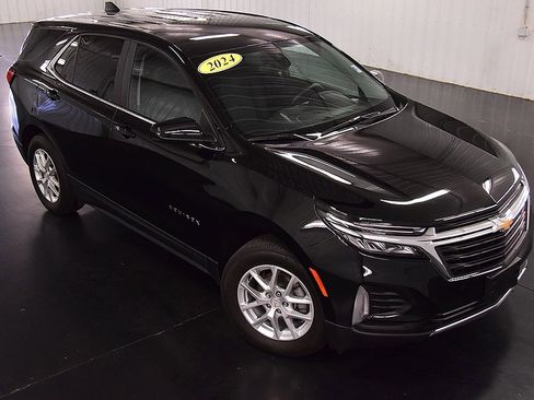 Used 2024 Chevrolet Equinox LT w/ LPO, Floor Liner Package image 9