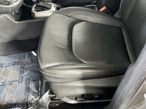 Used 2022 Jeep Renegade Limited w/ Sun, Sound & Wheels Group image 19