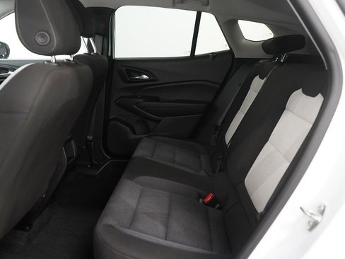 Used 2024 Chevrolet Trax LS image 14