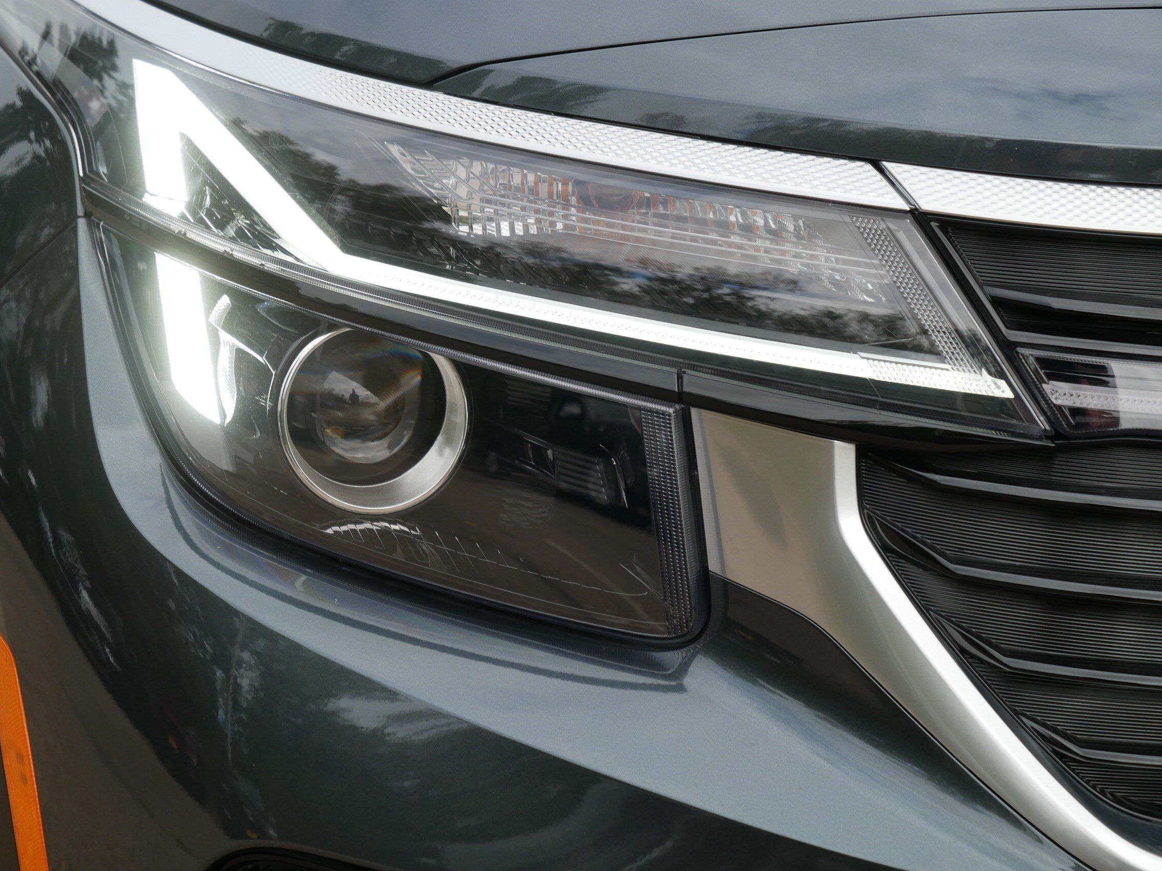 Certified 2025 Kia Seltos S FWD image 16