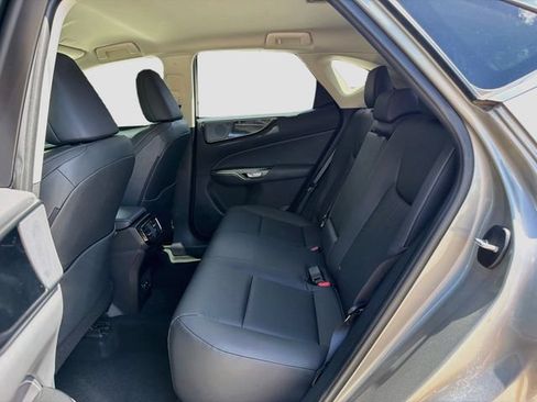 Used 2025 Lexus NX 250 FWD w/ Accessory Package (Z1) image 20