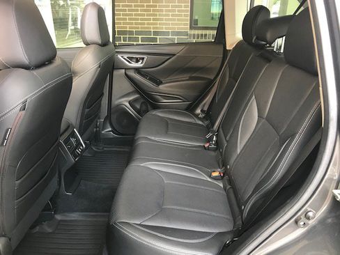 Used 2020 Subaru Forester Limited w/ Popular Package #3 AWD/4WD image 7