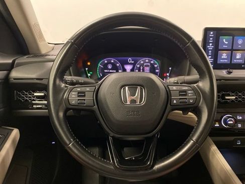 Used 2024 Honda Accord EX-L image 17