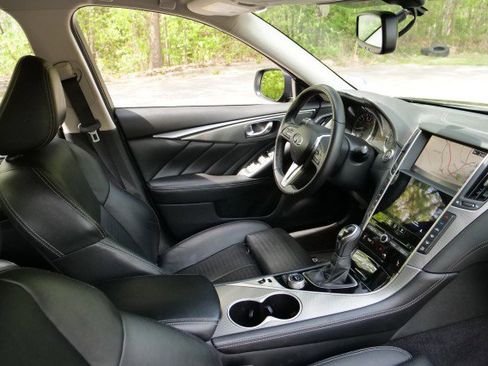 Used 2018 INFINITI Q50 Sport image 32