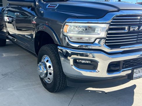 Used 2022 RAM 3500 Laramie image 9