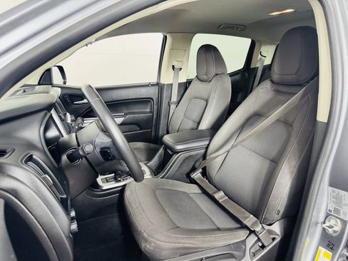 Used 2020 Chevrolet Colorado LT w/ LPO, Premium Interior Package AWD/4WD image 6