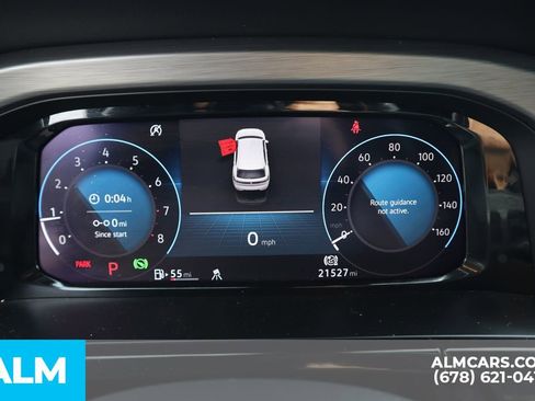 Used 2025 Volkswagen Atlas Cross Sport SE FWD image 40