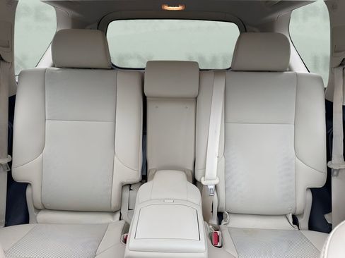 Used 2022 Lexus GX 460 Premium w/ Premium Plus Package image 13