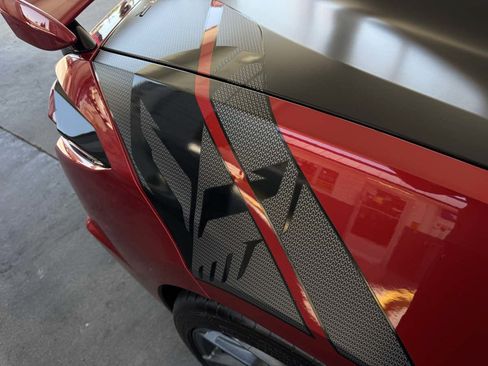 Used 2025 Chevrolet Corvette Stingray Preferred Cpe w/ Z51 Performance Package RWD image 33